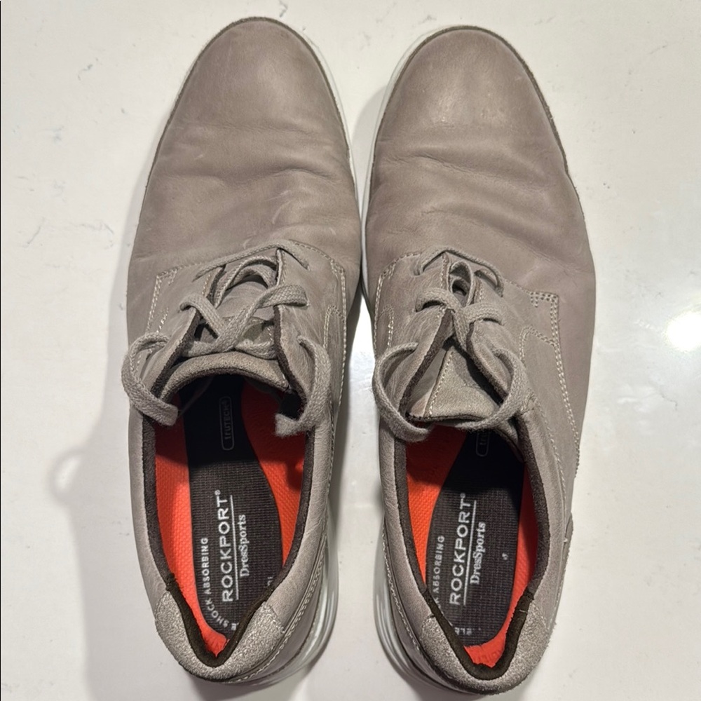 Rockport Gray Oxfords with Suede Finish and Rounded Toe